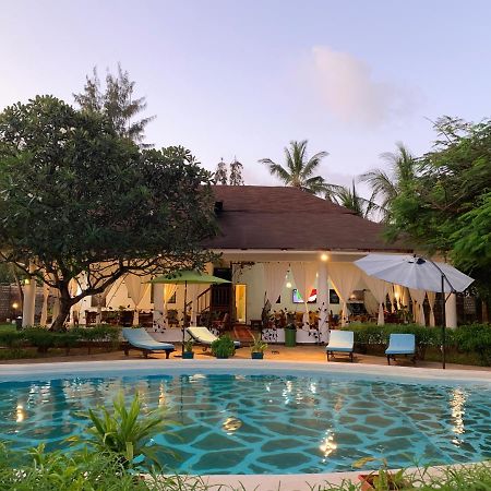 Villa Ameera Malindi Buitenkant foto